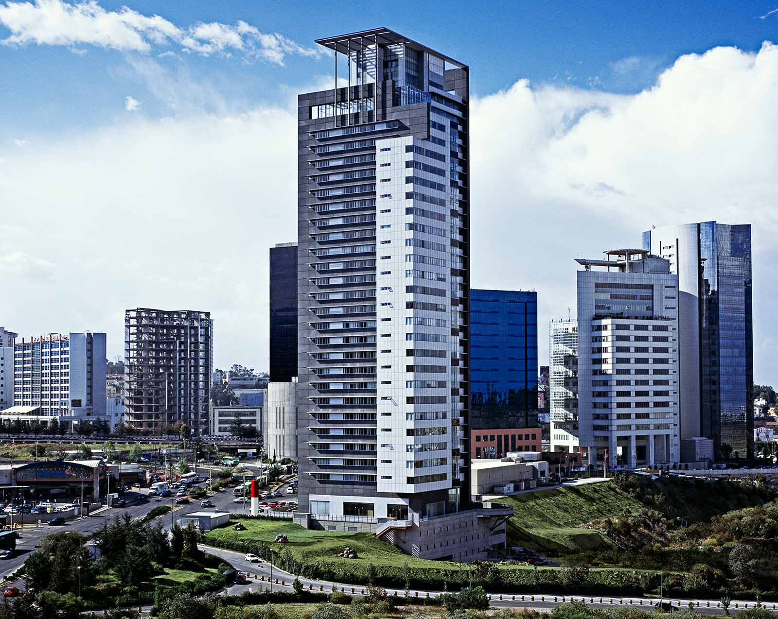 Punta Poniente Residential Tower, 2008