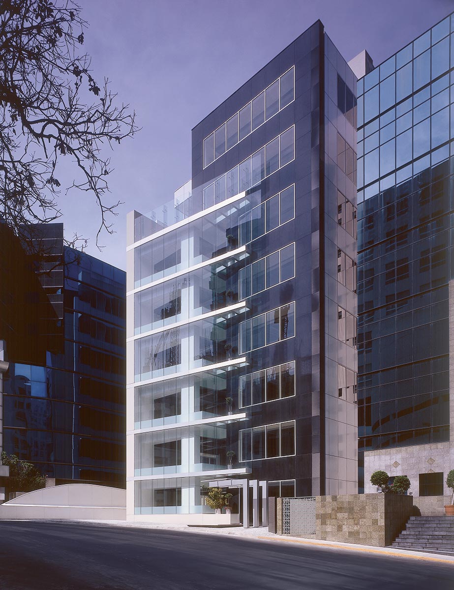 Radiatas 22 Corporate Building, 2003